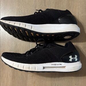 Under Armour Hovr Sonic Black Athletic Shoes with Breathable Mesh size 8.5